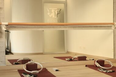Sala de Barre y clases de suelo - Human Clinic